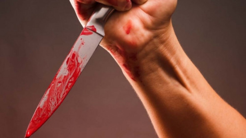 Nožem ubio ženu, pa pokušao i sebe