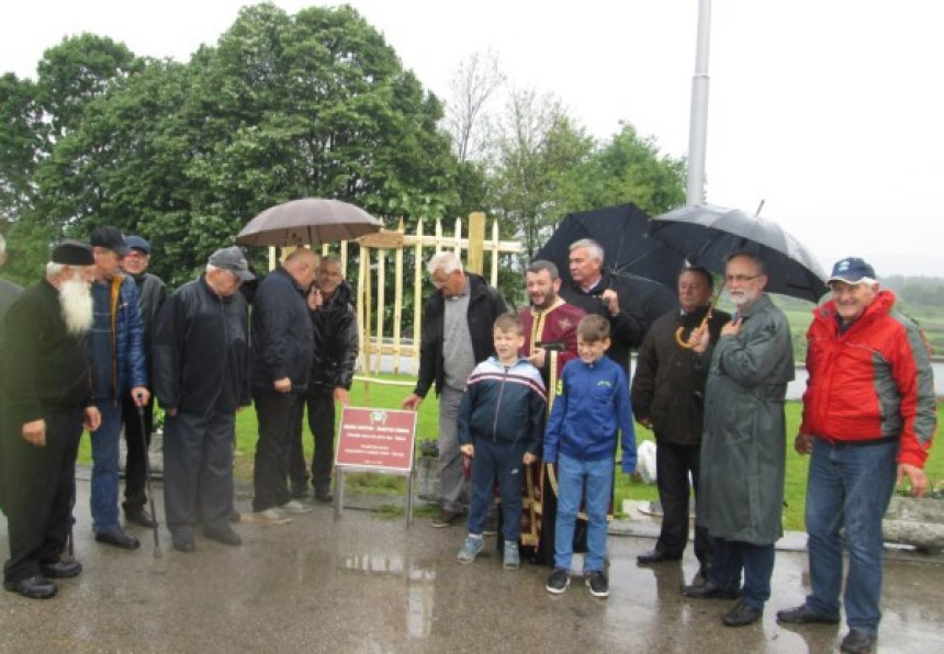 Ptuj i Srbac zasadili "lozu prijateljstva"