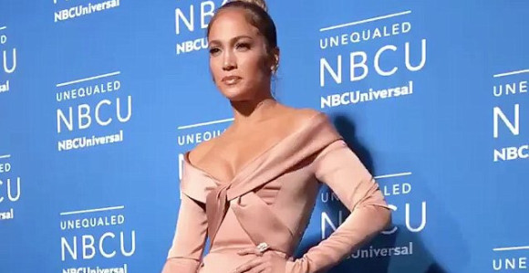  Da li vjerujete da ona ima 47 godina?