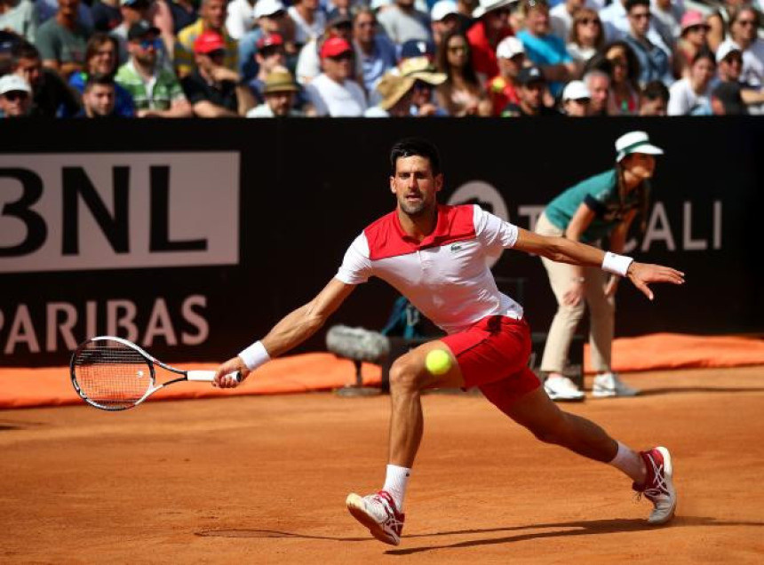 Rim: Novak sa Ramos-Vinjolasom uveče!