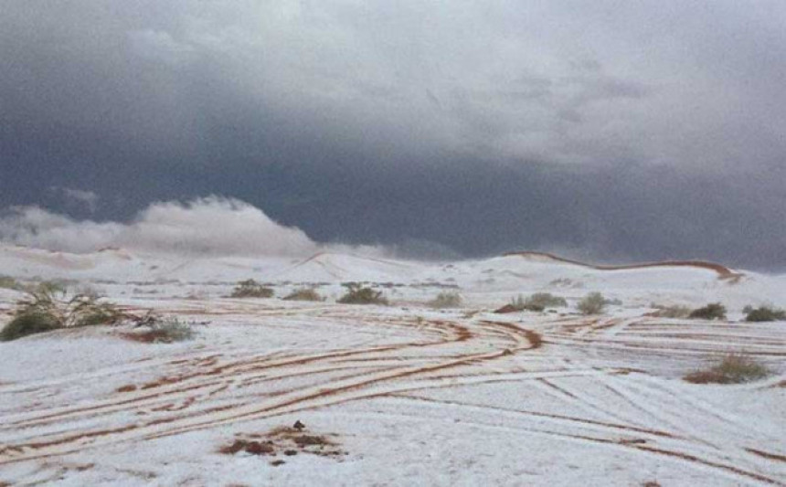 Na Biokovu pao snijeg