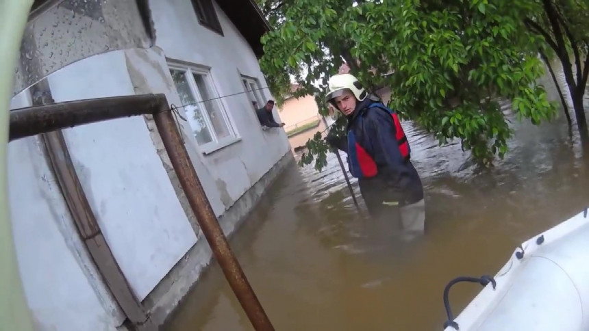 Поплављено 400 кућа у Приједору 