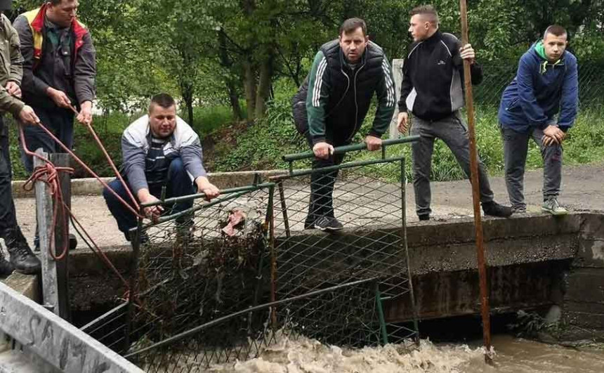 Velika potraga za dječakom u Žepču 