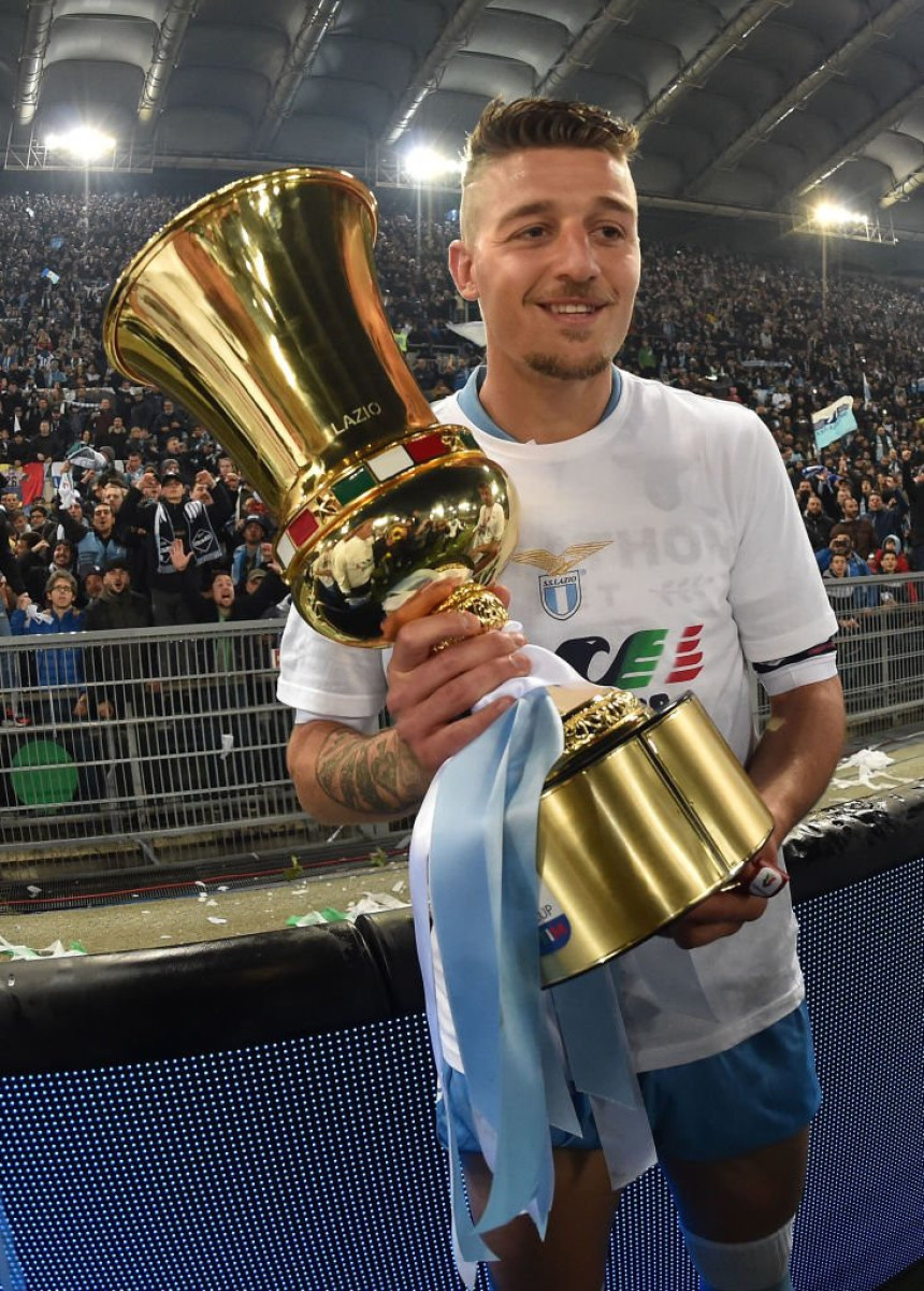 "Sergej Milinković-Savić – heroj!"