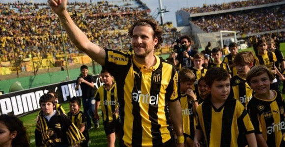 Forlan ide iz Penjarola, ali neće još u penziju!