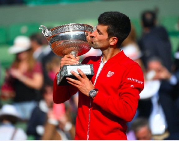 Video - NBC: Zašto niko ne govori o ''Novak slemu''?!