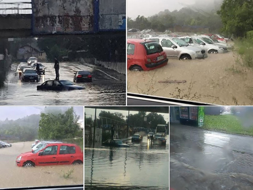 Улице у Чачку под водом