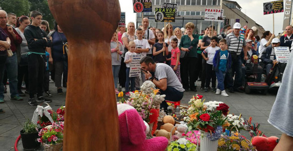 Podrška Davoru da dođe do istine