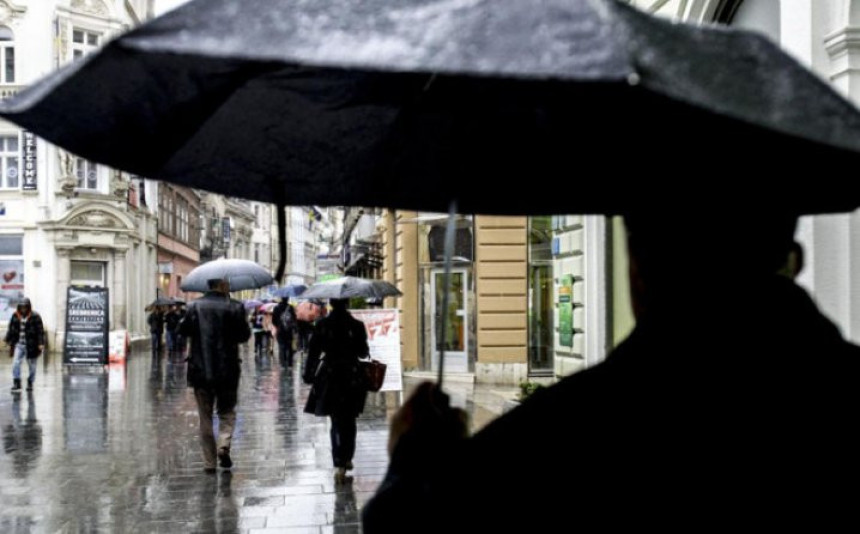 Oblačno sa obilnim padavinama na sjeveru