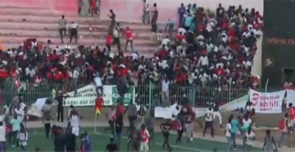 Video: Stampedo na stadionu, osmoro mrtvih!