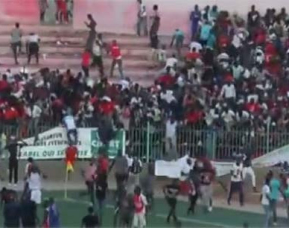 Video: Stampedo na stadionu, osmoro mrtvih!