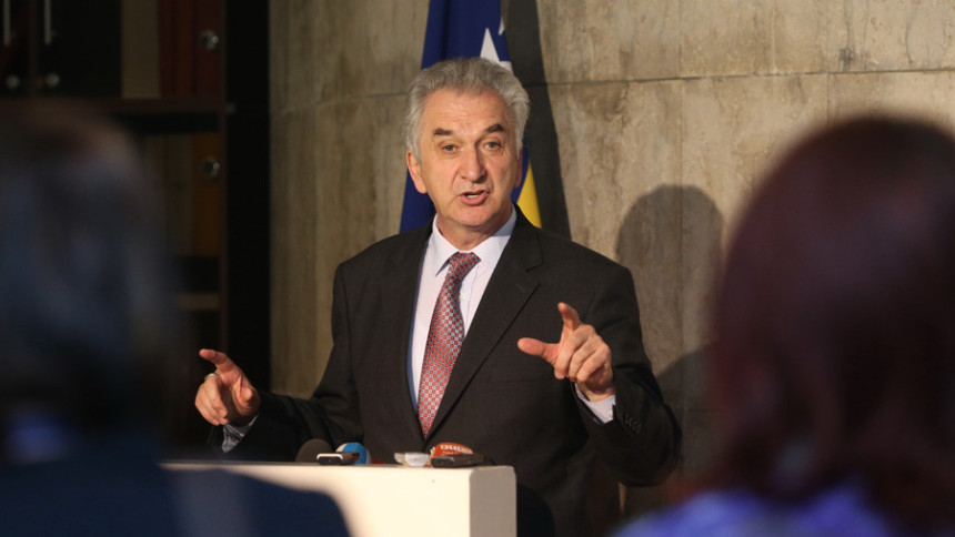 Šarović: Pomoći opštini Srebrenica