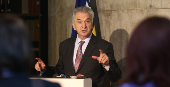 Šarović: Pomoći opštini Srebrenica