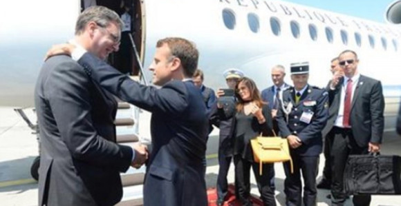 Šta je u stvari poručio Makron?