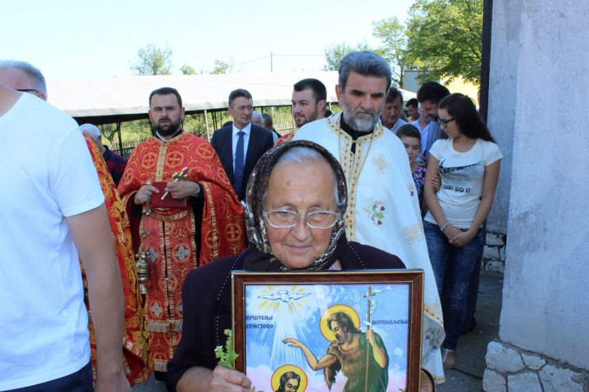 Угљевичани "пазе" свој Стари Угљевик