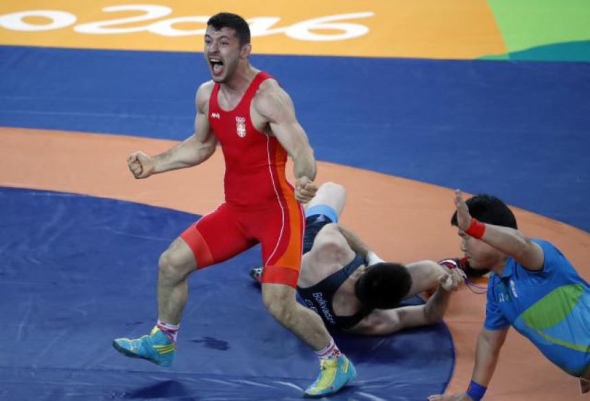 OI: Konačno! Prva medalja za Srbiju - za rvača Davora Štefaneka!