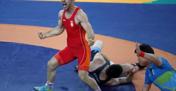 OI: Konačno! Prva medalja za Srbiju - za rvača Davora Štefaneka!