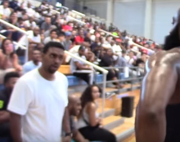 Video - Kako je Bradonja razbesneo navijača: Džejms, simuliraš kao Vlade Divac!