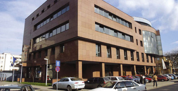 Inspektorima UIO pet automobila