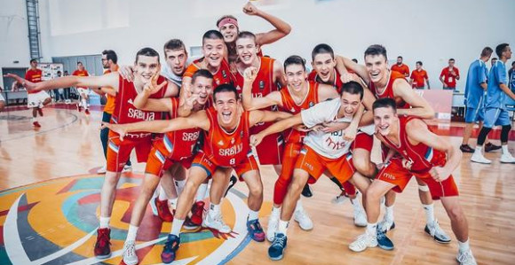 EP: Kadeti Srbije u 1/2-finalu, nadigrana "Crvena furija"!