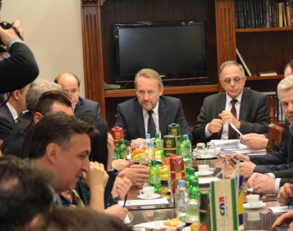 СДА демантовала Човићеве изјаве