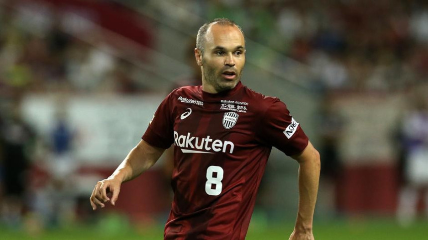 Video: Majstor fudbala se zaigrao - koji je gol ljepši?