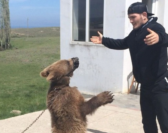 Rus koji je trenirao sa medvjedom čeka Mekgregora!