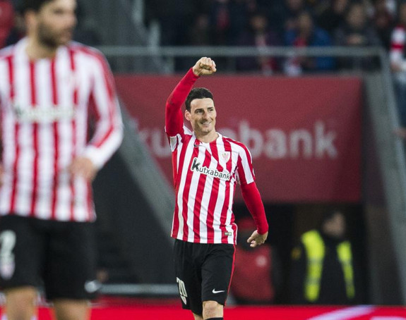 ŠPA: Au, matori! Ušao sa klupe i nokautirao Barsu!