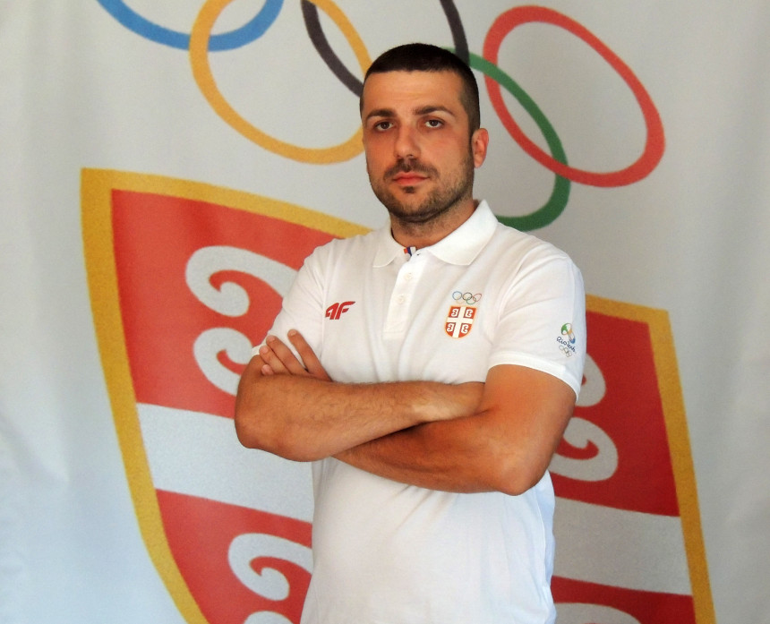 OI u Riju iz drugog ugla: "Mali čovjek" u Brazilu...!