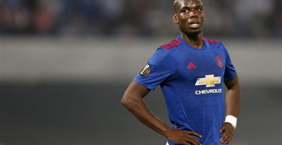 Pogba, nisi Mesi, ne davi tu loptu toliko!
