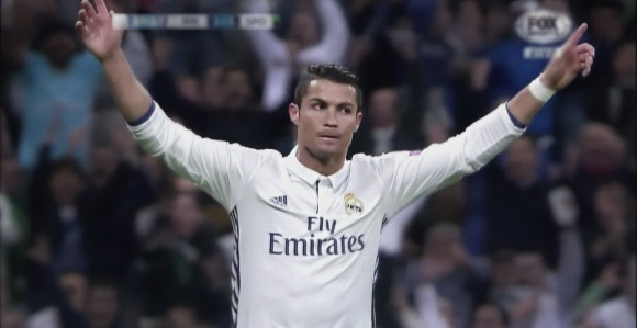 CR7: I majka i maćeha!