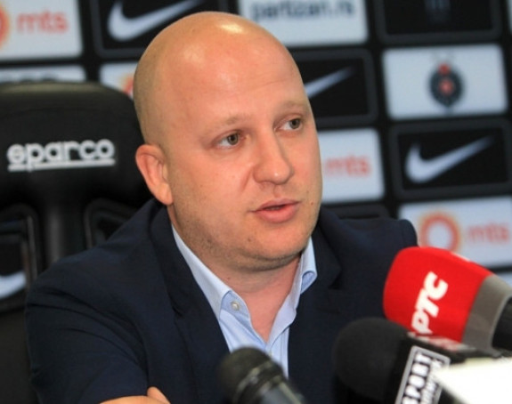 Nikolić pred Derbi: Pogled na tabelu je grozan!