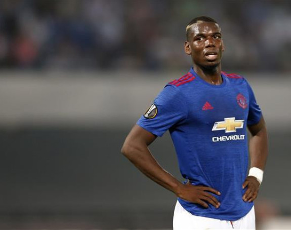 Pogba, nisi Mesi, ne davi tu loptu toliko!