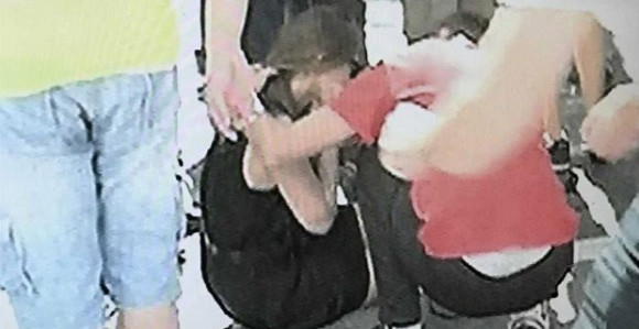 Masovna tuča ispred TV Pink 