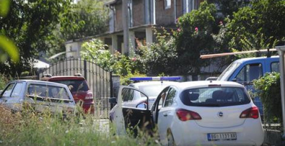 Zoran u pritvoru policija čuva kuću