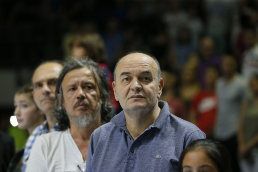 Dule: Zvezdu ne mogu da gledam, a Partizan neću!