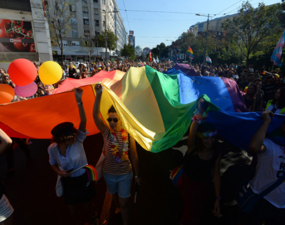 ''Parada ponosa'': Stigla i Brnabić
