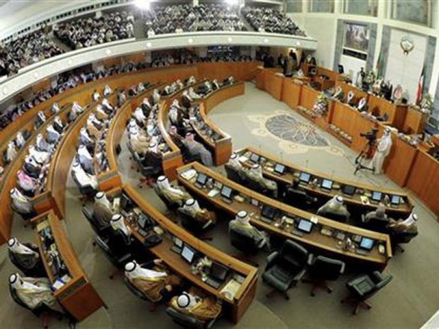 Кувајт: Пала влада, распуштен парламент