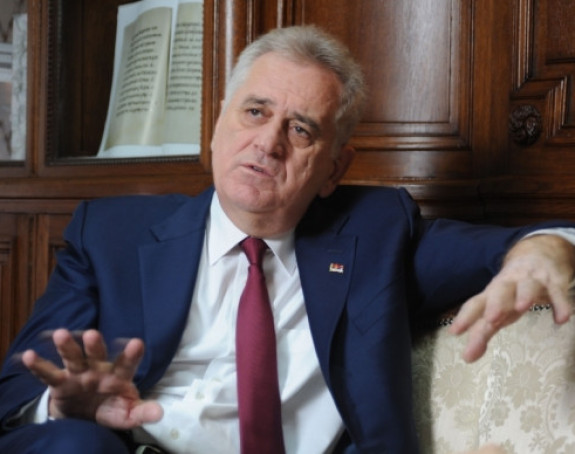 Tomislav Nikolić: Ceca je idol Srbije