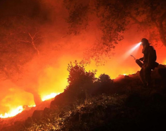 Калифорнија: Пожари однијели 40 живота