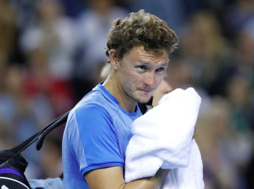 Sumnjivo: Istomin predao na poen od poraza?!