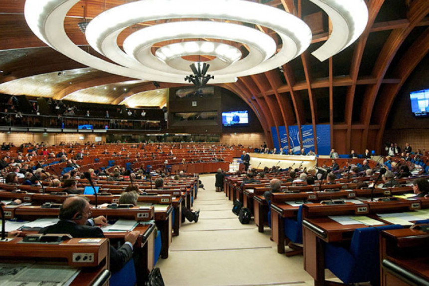 Lavrov poručuje: Sami ćemo izaći