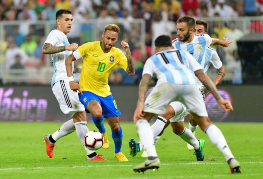 Пријатељска: Бразил срушио Аргентину у 93'!