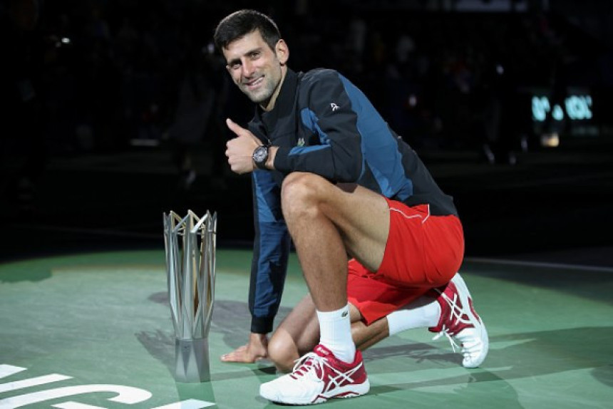 Novak svim snagama napada broj 1!