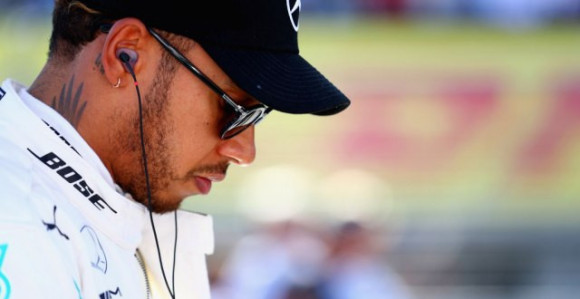Волф похвалио Хамилтона: Он подстиче цијелу екипу!