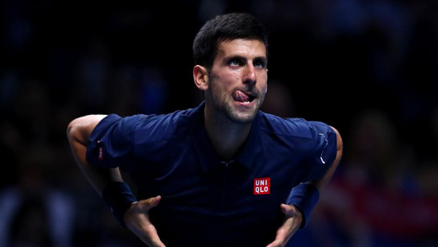 Nole "juri" Tejlor Svift, Adel, Rijanu...