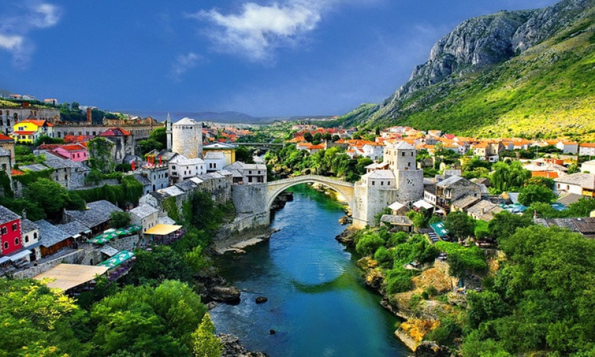 Promovisali Dubrovnik, a prikazali Mostar 