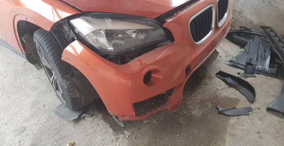 Nije platio reket: Raznijeli mu auto