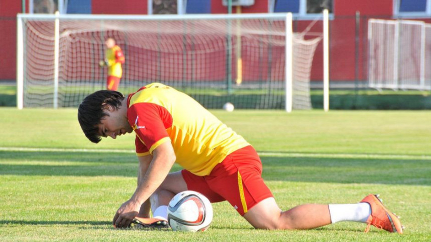 "Srbija - Crna Gora? Tumba - Miloje? Kum Mitar - Mugi?"