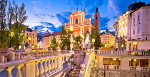 Svjetska vlada u sjenci u Ljubljani